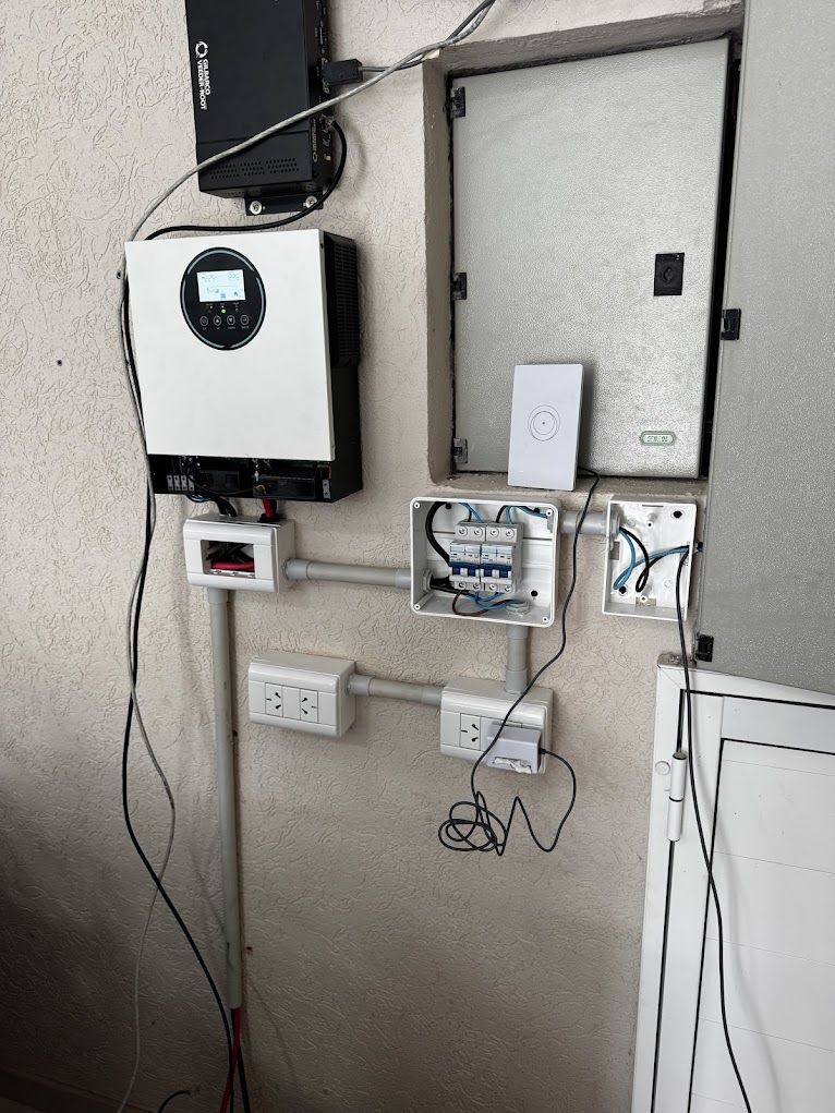 Instalación eléctrica con inversor y protecciones